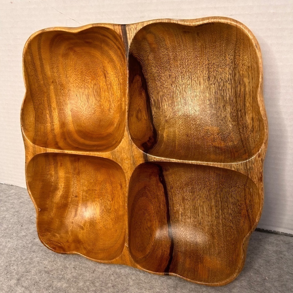 Wooden Trinket Dish 4 Compartments Scalloped Edge Mango Wood 10x10x2”